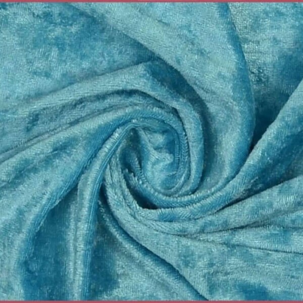 Nervous velvet in turquoise