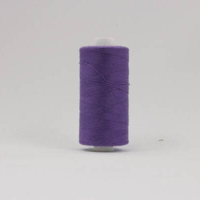 Sytråd Mørk lilla 2 1000m – stærk polyestertråd i deep purple variant, Jydsk Stoflager