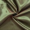 Kraftig satin army grøn 100 polyester 120 g m2 145 150 cm