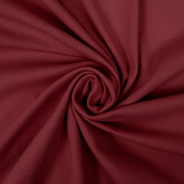 Interlock in wine red