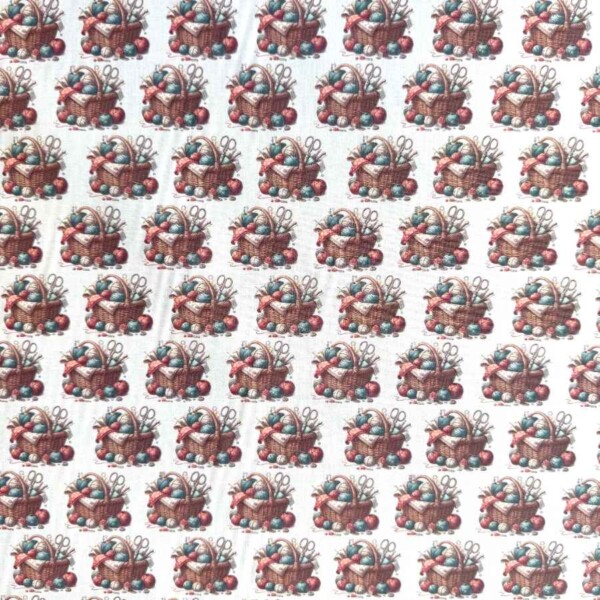 CLASSIX SEWING 125-2 (PATCH) Patchwork stof med kurv og garnnøgler i 100% bomuld – 150 cm bred