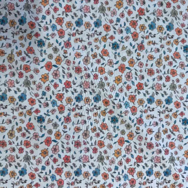 Poplin patchwork fabric with cute little flowers