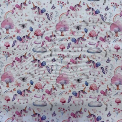 Poplin patchwork stof med søde enhjørninger