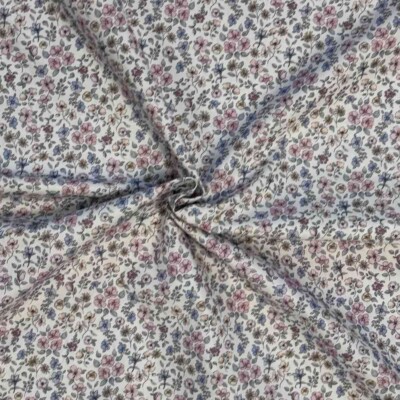 Poplin patchwork stof med flotte dusede blomster