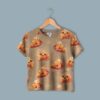 Digitalprint jersey stof med croissant print på sandfarvet bund