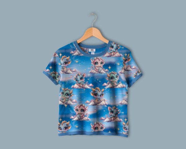 Detalje af blå drage-print på digitalprint jersey 220 g/m²