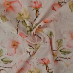 100% bomuld med broderi og blomster i rosa vævet bomuldslærred
