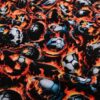 Digiprintti jersey -kangas jalkapallokuosilla mustalla pohjalla