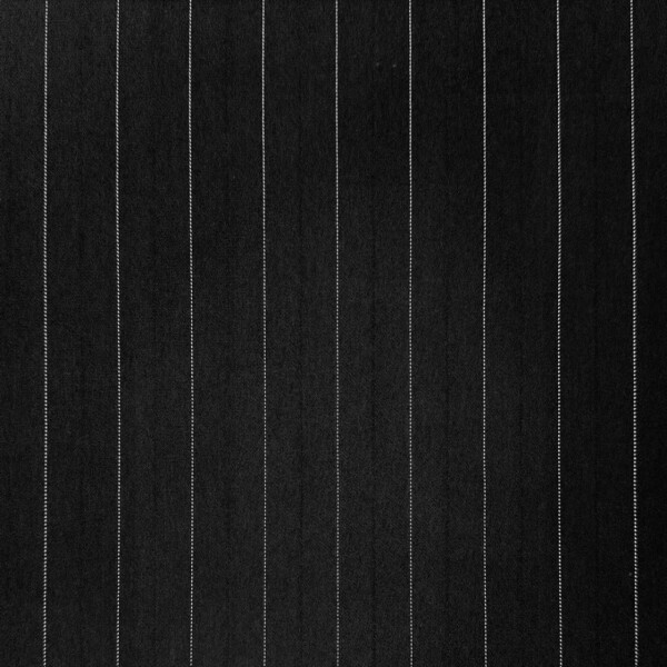 Sort foerstof med pinstripes i 100% polyester - detalje