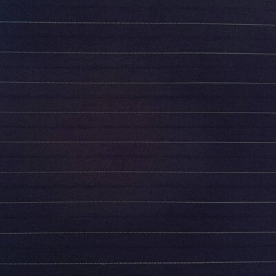 Marineblå foerstof med pinstripes i 100% polyester - detalje