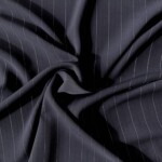 Pinstripe foer marineblå - metervare til blazere og frakker