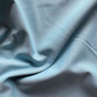 Mint chambray in 50% polyester and 50% cotton, 120 g/m²