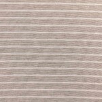 Halvpanama med smalle striber i arena-nuance, 220 g/m²