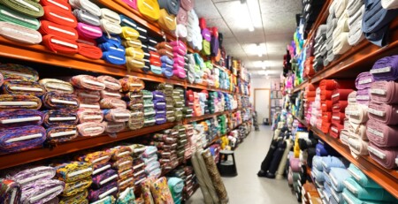 Stofmarked i Skandinavien -- Stofbutik i Danmark -- sådan skiller du | Jydsk Stoflager