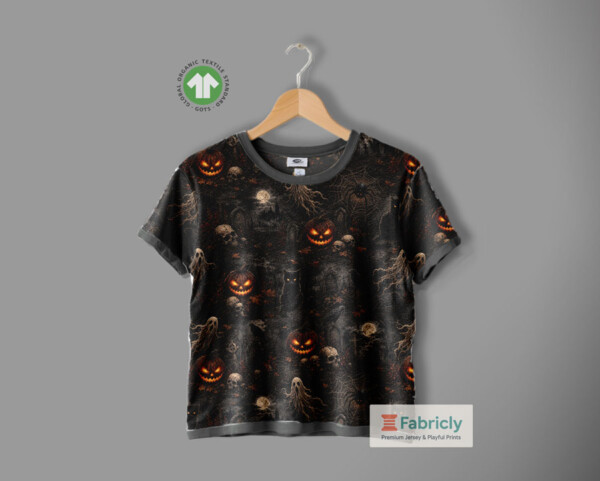 Detalje af jersey print med Halloween kirkegård