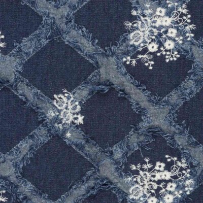 Denim – neliöt ja kukkakirjonta - Image 3