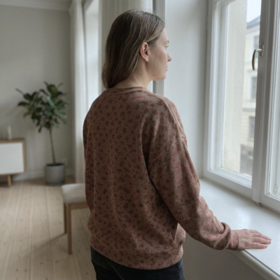 Overflade på merinould silke jersey med ribstruktur og print