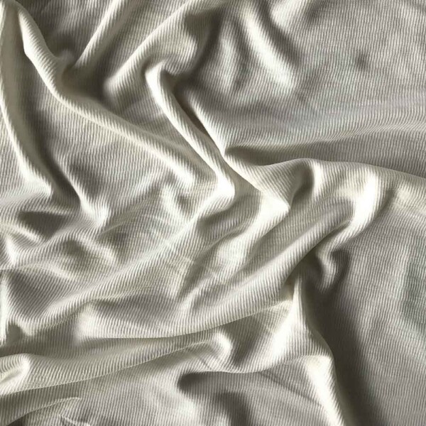 Offwhite 100% merinovillajersey 200 g/m², yksityiskohta