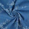 Yksityiskohta: Denim-jacquard – Kukkivat oksat farkunsininen, kudottu kuvio