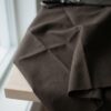 Tummanruskea anorakkikangas, polyesteri–puuvillatwill