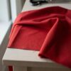 Anorakstof i rød, twill i polyester og bomuld
