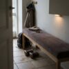 Penkki verhoiltu norsunharmaalla veluurilla